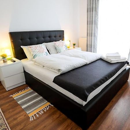 Modern Condo With Parking, Sibiu Exterior foto